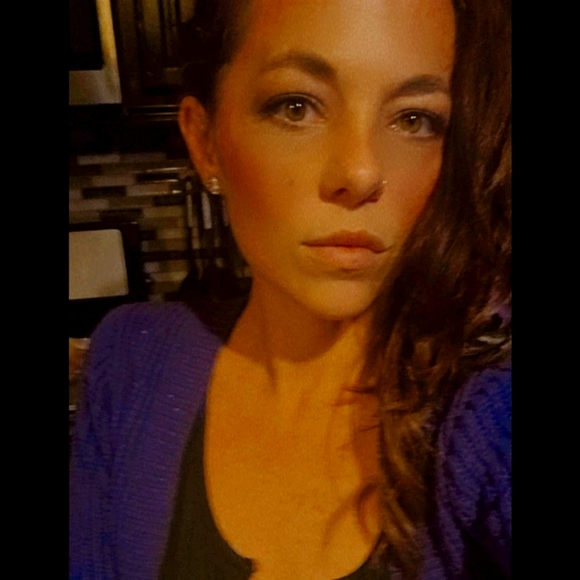 Meet your Posher, Jessica - Picture 7 of 8